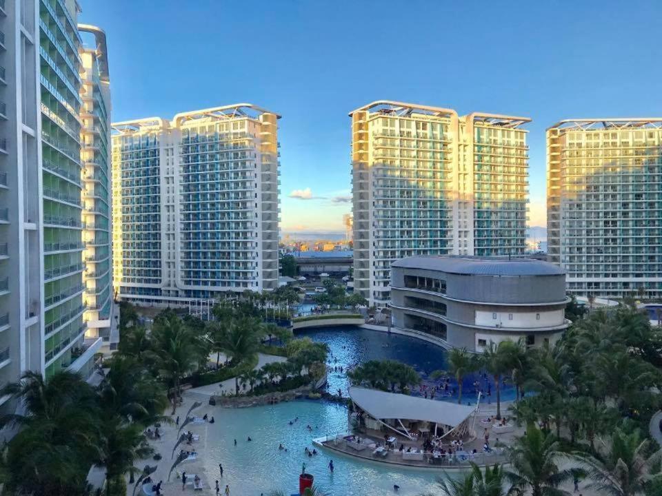 Manila Urban Resort At Azure מראה חיצוני תמונה