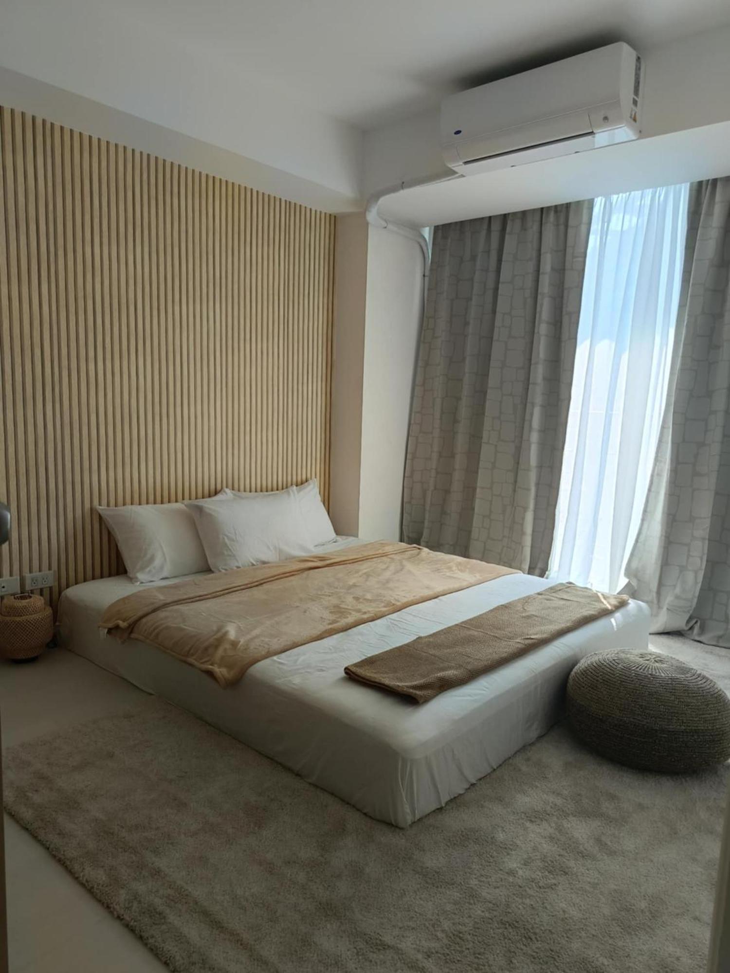 Manila Urban Resort At Azure מראה חיצוני תמונה