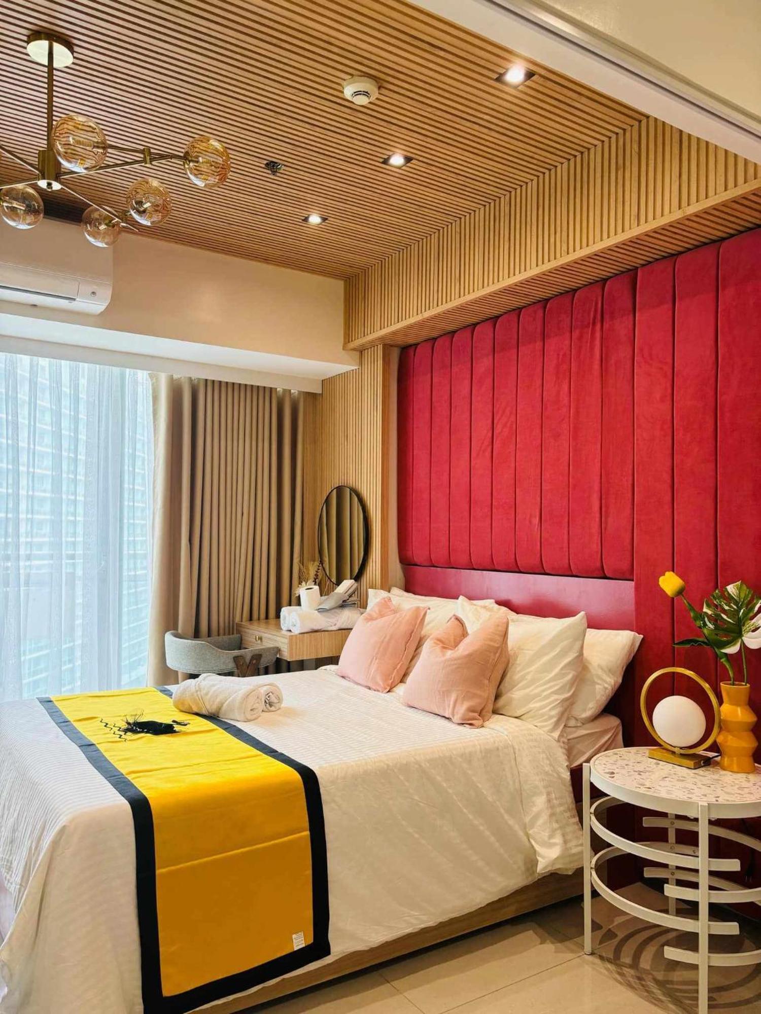 Manila Urban Resort At Azure מראה חיצוני תמונה