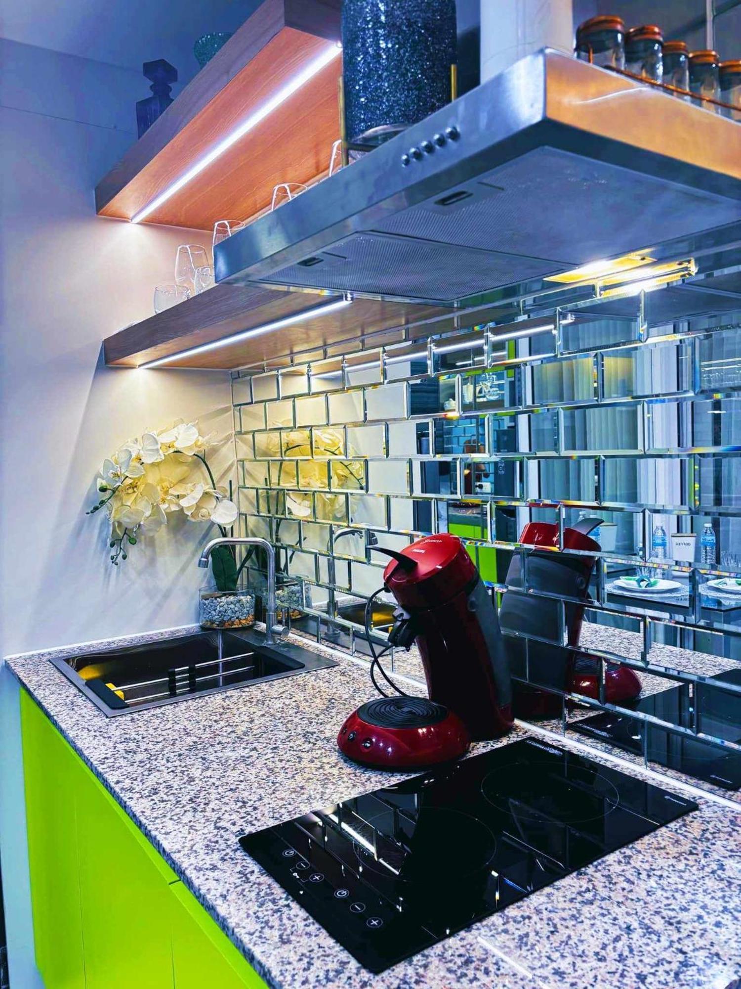Manila Urban Resort At Azure מראה חיצוני תמונה